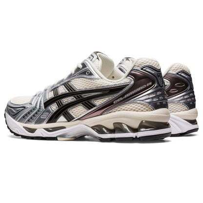 ASICS GEL-Kayano 14 Crème / Argent / Noir – paire en vue trois-quarts